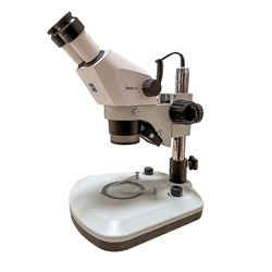 Zeiss Stemi 305 Stereo Microscope on LED Track Stand