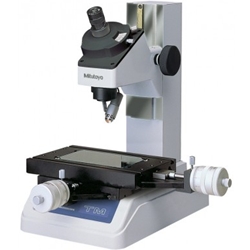 Mitutoyo Toolmaker's Microscope