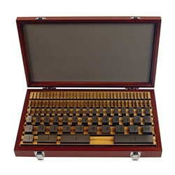 Mitutoyo Square Metric Gage Block Set, 103 Blocks